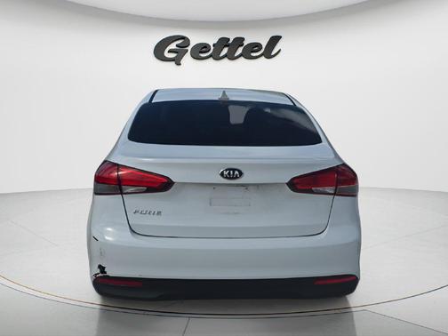 Clear White 2017 Kia Forte LX