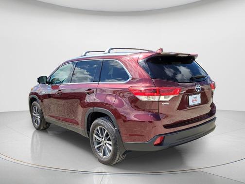 2019 Toyota Highlander Hybrid XLE