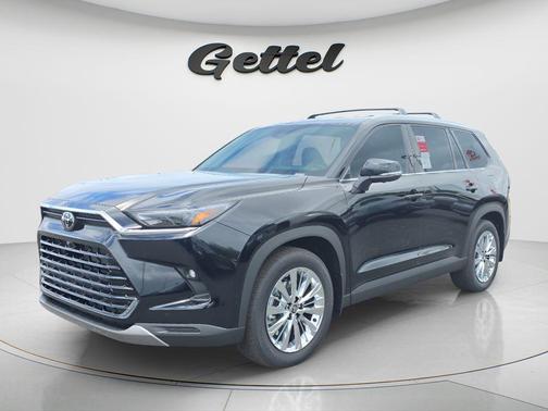 Midnight Black Metallic 2026 Toyota Grand Highlander Platinum