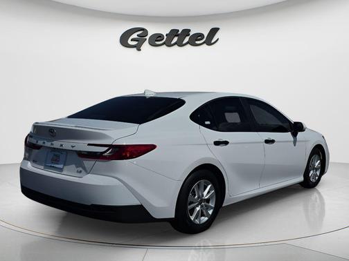Ice Cap 2025 Toyota Camry LE