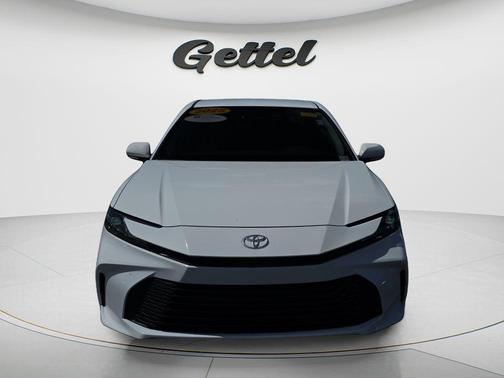 Ice Cap 2025 Toyota Camry LE