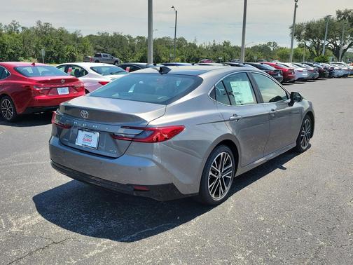 2025 Toyota Camry XLE