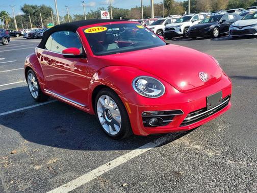 2019 Volkswagen Beetle 2.0T SE