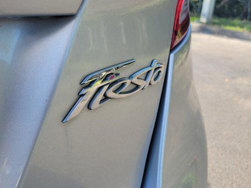 2017 Ford Fiesta SE