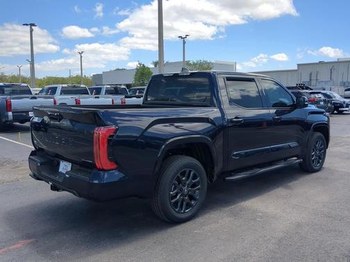 2025 Toyota Tundra Hybrid Platinum
