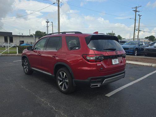 2023 Honda Pilot AWD Elite