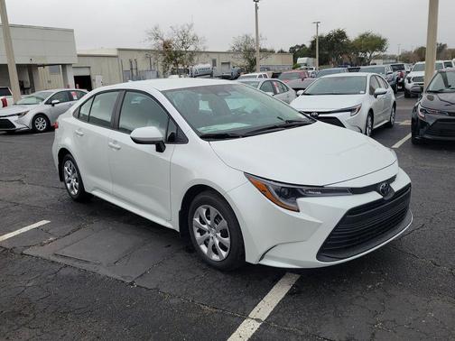 2026 Toyota Corolla LE