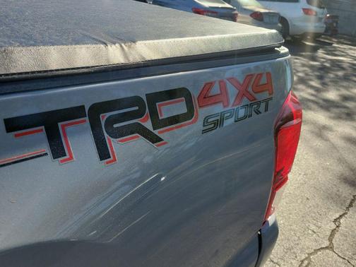 2019 Toyota Tacoma TRD Sport