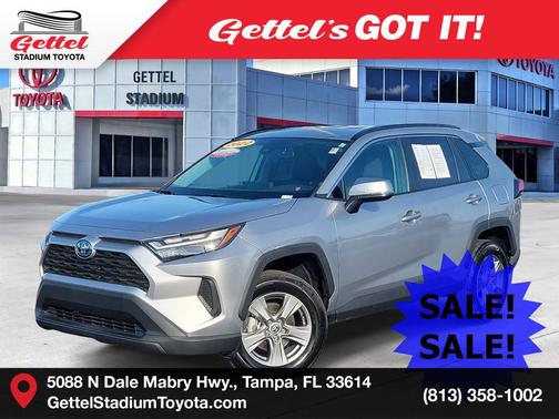 2022 Toyota RAV4 Hybrid XLE