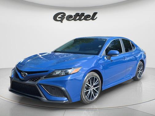 Reservoir Blue 2023 Toyota Camry SE