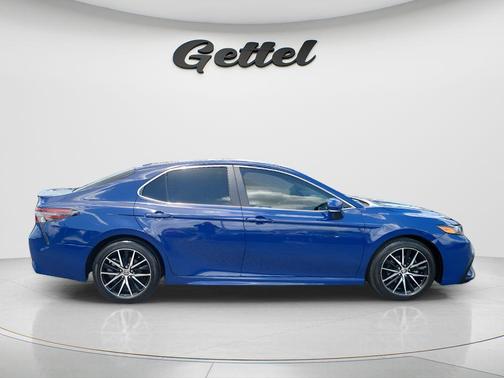 Reservoir Blue 2023 Toyota Camry SE