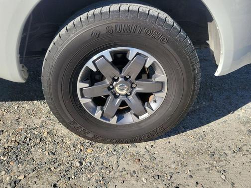 2017 Nissan Frontier Desert Runner
