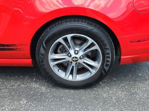 2014 Ford Mustang V6 Premium