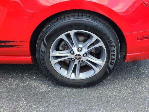 2014 Ford Mustang V6 Premium