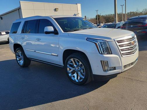 2017 Cadillac Escalade Platinum