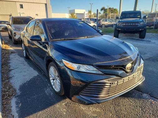 2018 Toyota Camry XLE