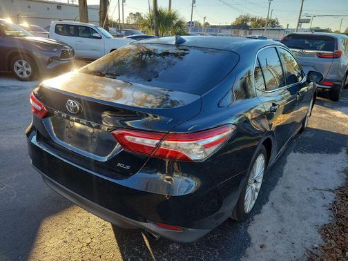 2018 Toyota Camry XLE