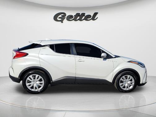2021 Toyota C-HR LE