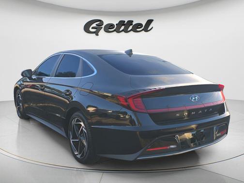 Phantom Black 2020 Hyundai SONATA SE