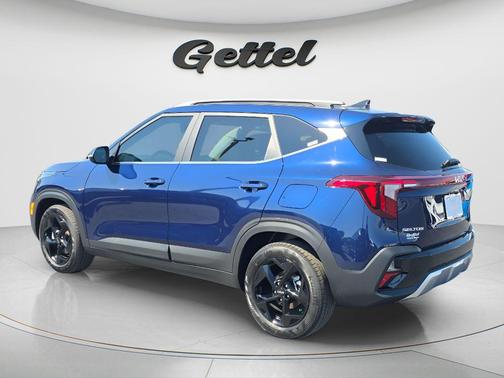 Dark Ocean Blue 2026 Kia Seltos EX