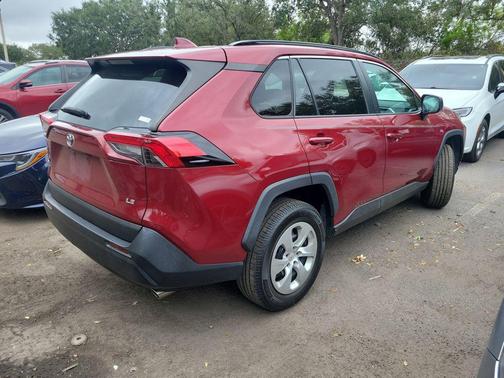 2019 Toyota RAV4 LE