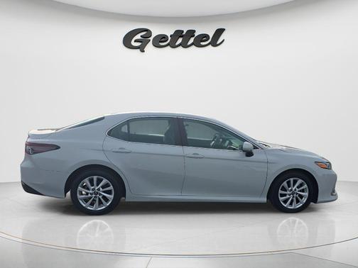 Ice Edge 2023 Toyota Camry LE