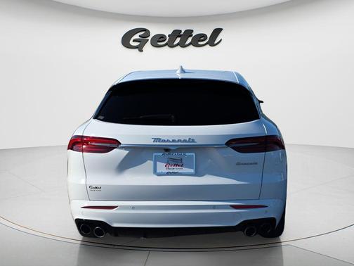 Bianco 2023 Maserati Grecale GT