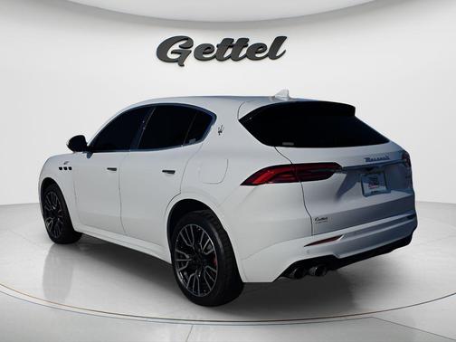 Bianco 2023 Maserati Grecale GT