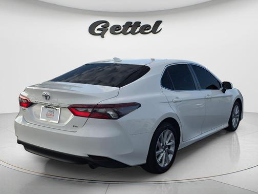 White 2022 Toyota Camry LE