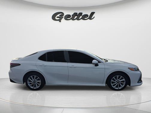 White 2022 Toyota Camry LE