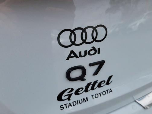 2025 Audi Q7 45 Premium Plus