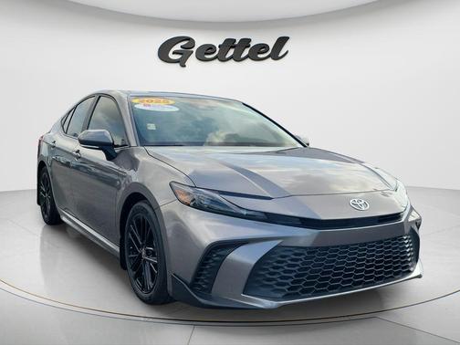 Heavy Metal 2025 Toyota Camry SE