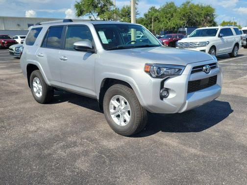 2024 Toyota 4Runner SR5