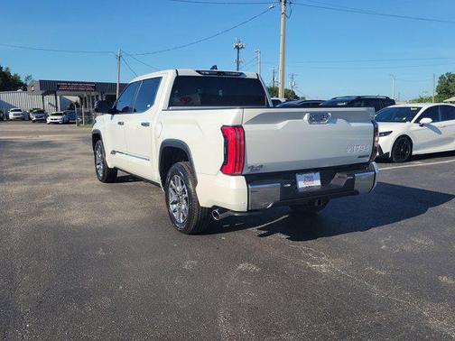 2025 Toyota Tundra Hybrid 1794 Edition