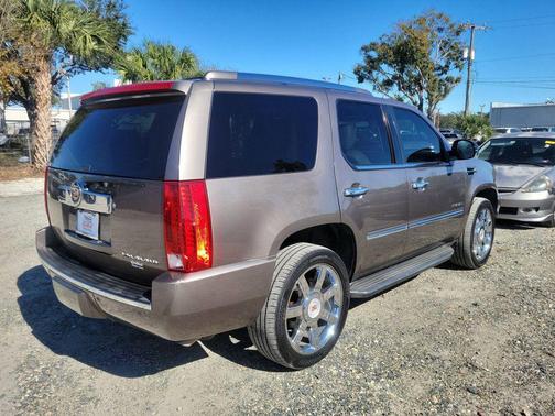 2014 Cadillac Escalade Luxury
