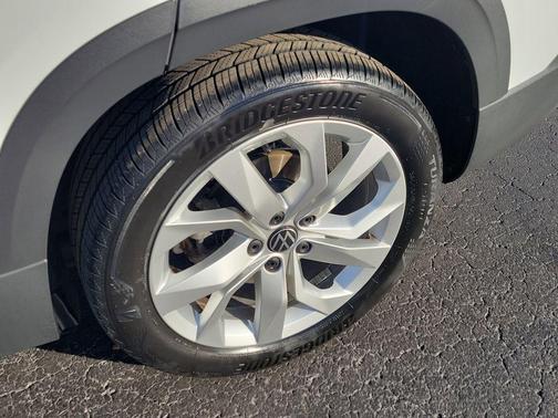 2023 Volkswagen Taos 1.5T S