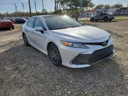2023 Toyota Camry XLE