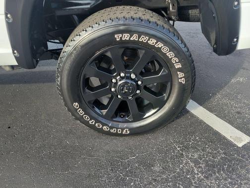 2022 RAM 2500 Laramie Crew Cab 4x4 6'4' Box