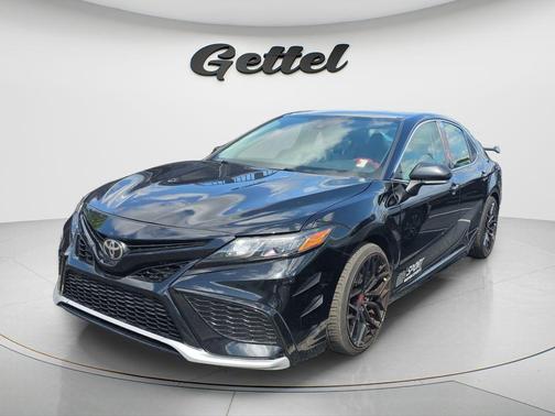 Midnight Black Metallic 2021 Toyota Camry SE