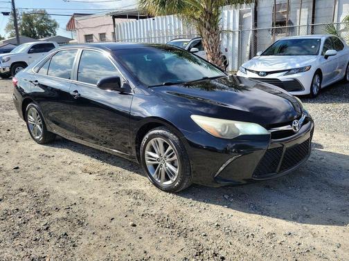 2015 Toyota Camry SE