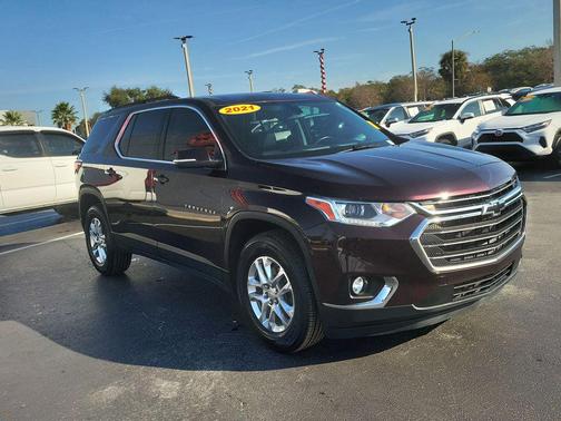 2021 Chevrolet Traverse LT Leather