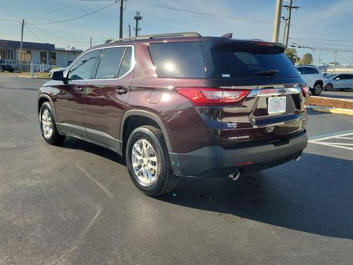 2021 Chevrolet Traverse LT Leather