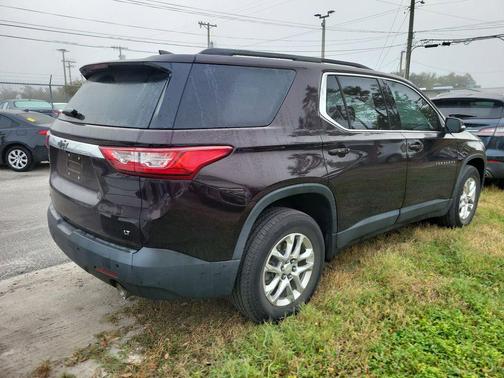 2021 Chevrolet Traverse LT Leather