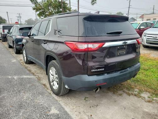 2021 Chevrolet Traverse LT Leather