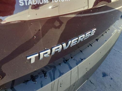 2021 Chevrolet Traverse LT Leather