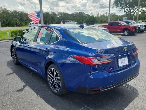 2025 Toyota Camry XLE