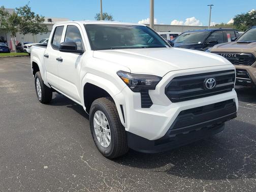 2025 Toyota Tacoma SR
