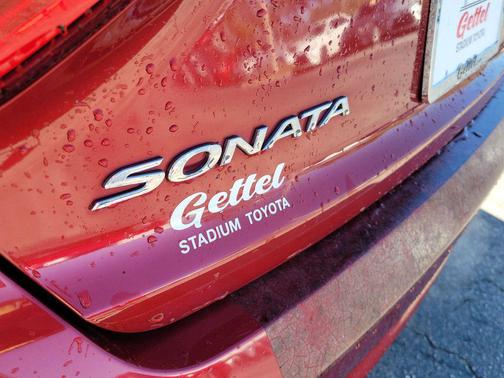 2016 Hyundai SONATA SE