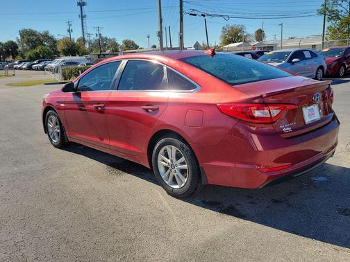 2016 Hyundai SONATA SE