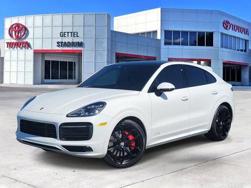 2021 Porsche Cayenne GTS